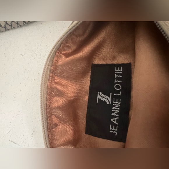 Vintage Jeanne Lottie Tan Mesh Purse - Picture 4 of 8